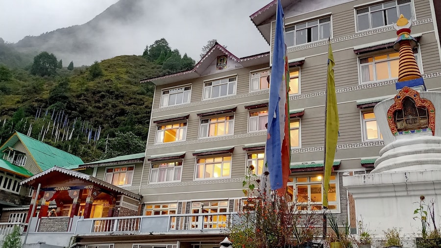 LE COXY RESORT