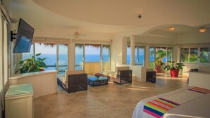 Villa, Multiple Beds (1070 - Ventana al Mar) | Living room - 1070 - Ventana al Mar (Santa María Huatulco)