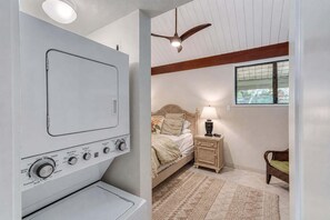 3 Schlafzimmer, Bügeleisen/Bügelbrett, kostenloses WLAN, Bettwäsche