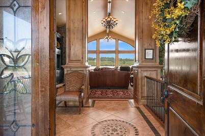 North Shore Lodge 8 bed 11 bath on Island Park Reservoir with Private Dock