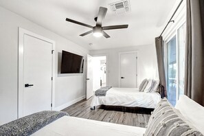 6 bedrooms, iron/ironing board, travel cot, free WiFi