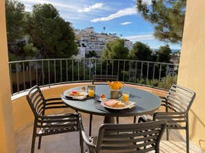 Outdoor dining - SB Zinnia Casa (Nerja)