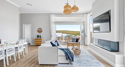 House on Catho and mooney beach.