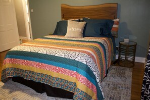 2 bedrooms, iron/ironing board, travel cot, free WiFi