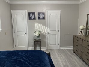 2 chambres, fer et planche à repasser, Wi-Fi gratuit