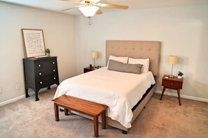 3 bedrooms, iron/ironing board, WiFi, bed sheets
