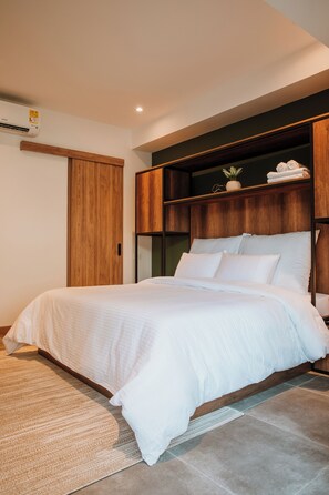 2 bedrooms, in-room safe, travel cot, WiFi - 401 - Private Rooftop hot tub & Bbq 2BR Steps from Your Bed (Medellín)