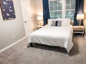 3 bedrooms, desk, iron/ironing board, WiFi