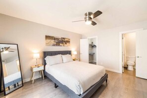 Apartment | 1 bedroom - Stylish 1BR Near UT Mueller Evonify (Austin)