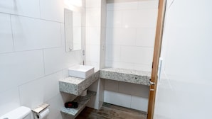 Ảnh chưa phân loại, 4 trong số 17 ảnh, nút