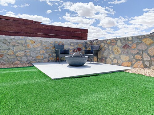 Modern and beautiful entire house in West El Paso