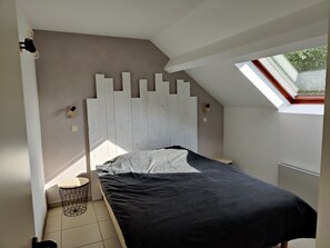 2 bedrooms, WiFi - Durbuy, 2nd stage. (Durbuy)