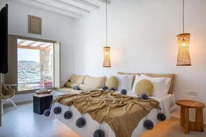 Deluxe Suite, Hot Tub, Sea View (Sofa bed/single use)