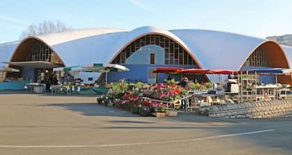 Royan - BUNGALOW with enclosed garden - RESIDENTIAL AREA