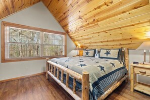3 bedrooms, internet, bed sheets - Maple Top | By Colonial Properties (Sevierville)
