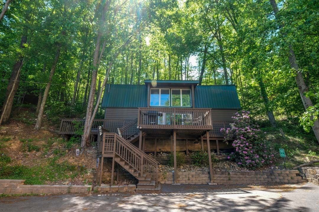 Treasured Times: 5BR Gatlinburg Cabin