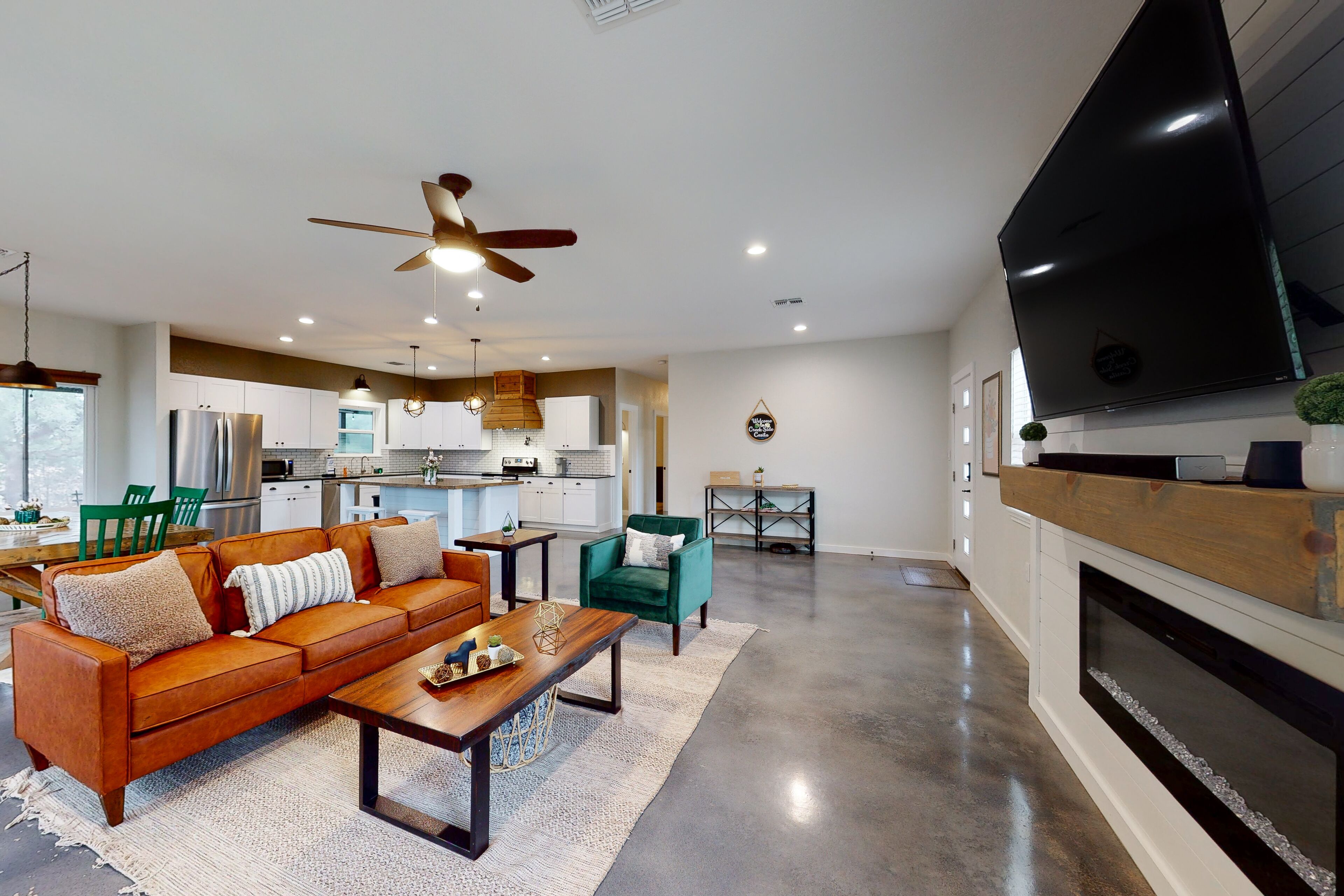 Secluded home with firepit, gas grill, central AC, game room, W/D