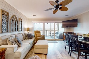 Fernseher, DVD-Player