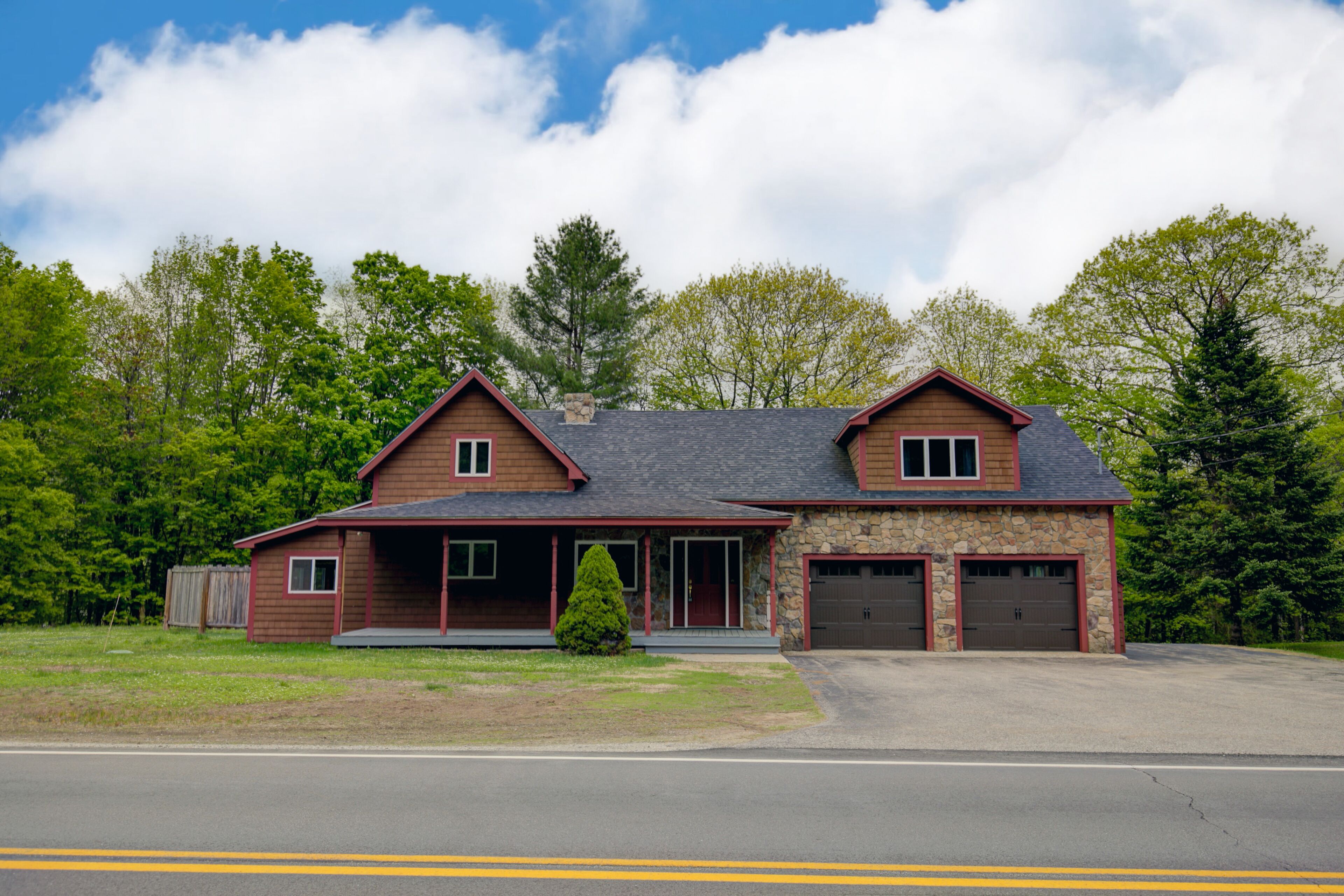Quiet & Beautiful Home Near Pemigewasset River with Free WiFi - Dogs OK
