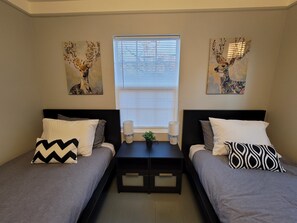 4 bedrooms, iron/ironing board, travel cot, free WiFi