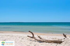 On the beach - Steps to the Beach 3BR Coastal Home Sleeps 10 (Port Saint Joe)