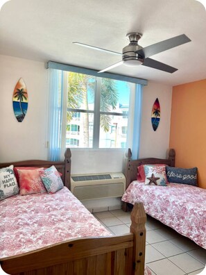 2 bedrooms, iron/ironing board, travel crib, free WiFi - Catch some waves and chill, with high speed Wi-fi, washer & dryer. (Rincon)