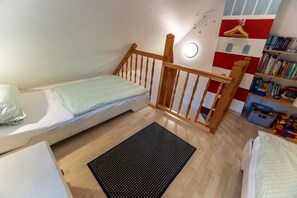2 slaapkamers, een strijkplank/strijkijzer, wifi, beddengoed