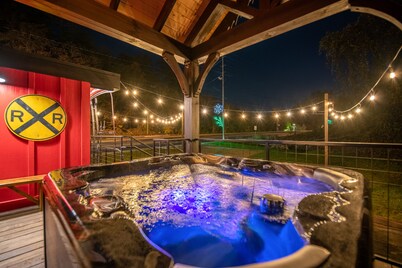 Unique & authentic train depot vacation experience with Free Attraction Tickets