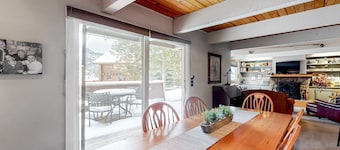 Mountain-view condo with hot tub & pool access - walk to Town Center