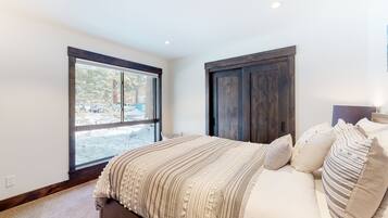 3 多间卧室、上网接入、床单