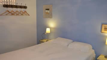 2 bedrooms, bed sheets
