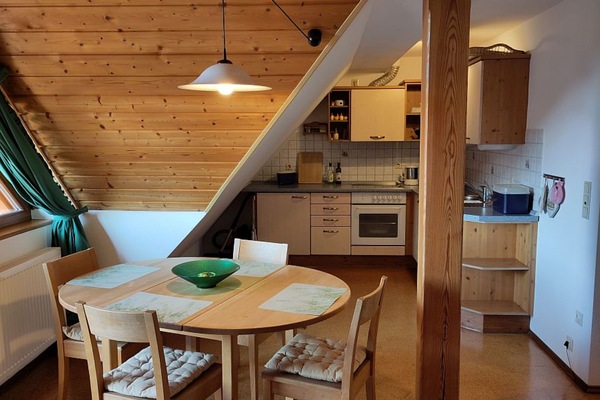 2 Ferienwohnung Dachgeschoss mit überdachtem Südbalkon