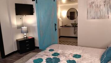 2 habitaciones, tabla de planchar con plancha, wifi y ropa de cama