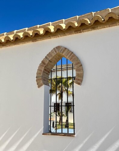 Gorgeous new stand alone cottage in rural Malaga
