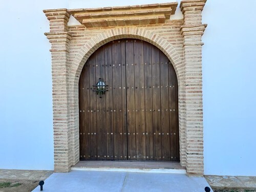Gorgeous new stand alone cottage in rural Malaga
