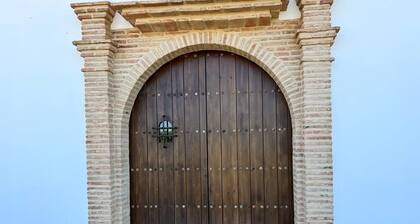 Gorgeous new stand alone cottage in rural Malaga