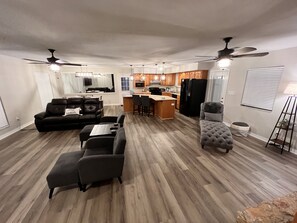 Smart-tv och eldstad