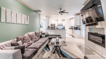 Smart TV, fireplace, video games, table tennis