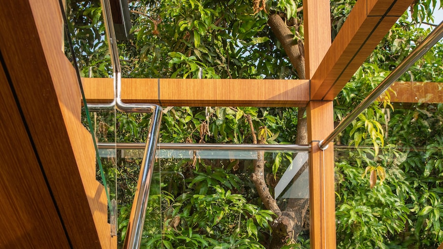 Paramount Riverfront Resort & Spa