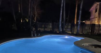 Breathtaking, Lakefront, Pool, Private, big group, birds viewing