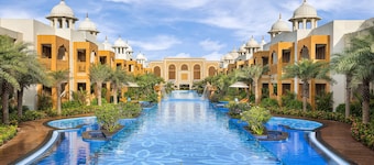 カルダン サムドゥラ パレス