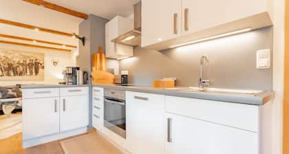 Chalet mit Ski-in und Ski-out Lage & Terrasse