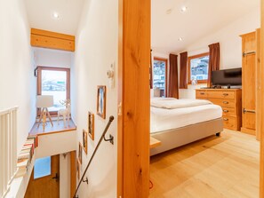 4 bedrooms, internet