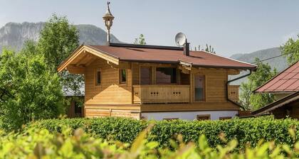 Chalet with ski-in & ski-out location & terrace