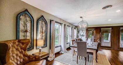 Sandy Feet Retreat on LBJ - Pool, Hot Tub, Kayaks