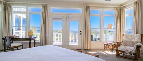 4 bedrooms, WiFi, bed sheets