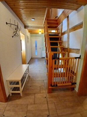 صورة غير مصنفة، 2 من 27، زرّ