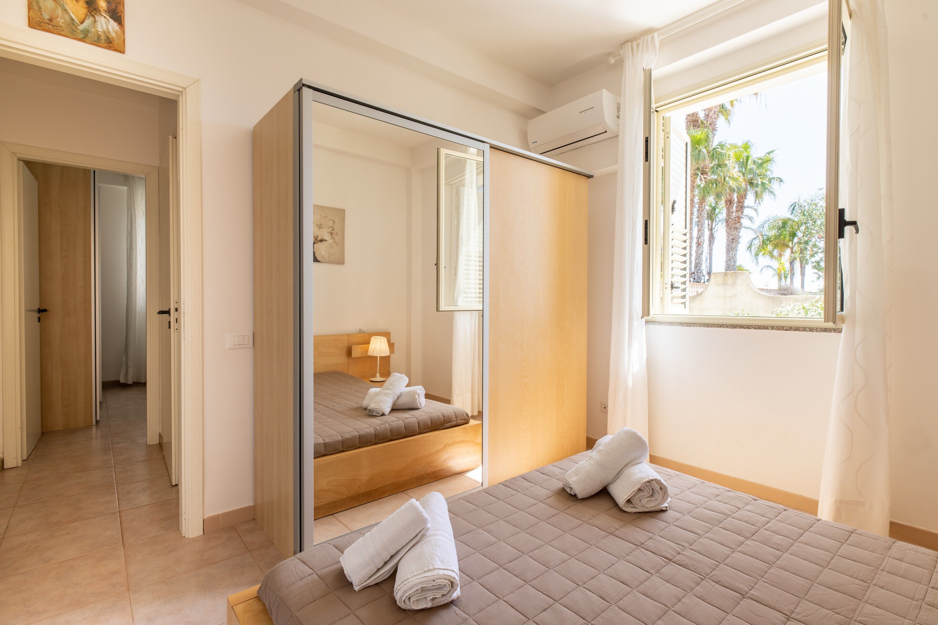 2 bedrooms, bed sheets