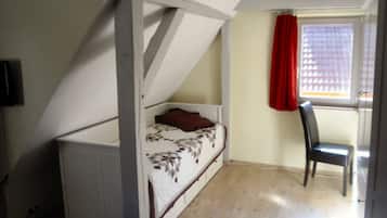 1 Schlafzimmer, Reisekinderbett, WLAN, Bettwäsche