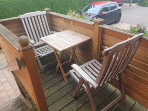 Outdoor dining - Room 2 - Pension Am Scholitzer See (Dessau-Roßlau)